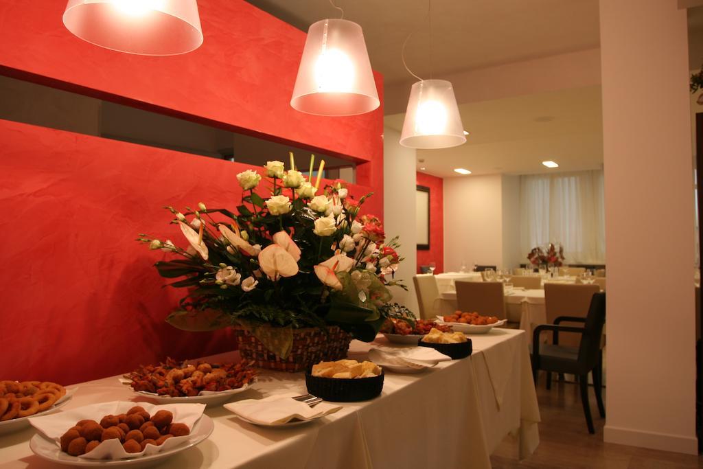 ויטוריו ונטו Albergo Da Carlo מראה חיצוני תמונה
