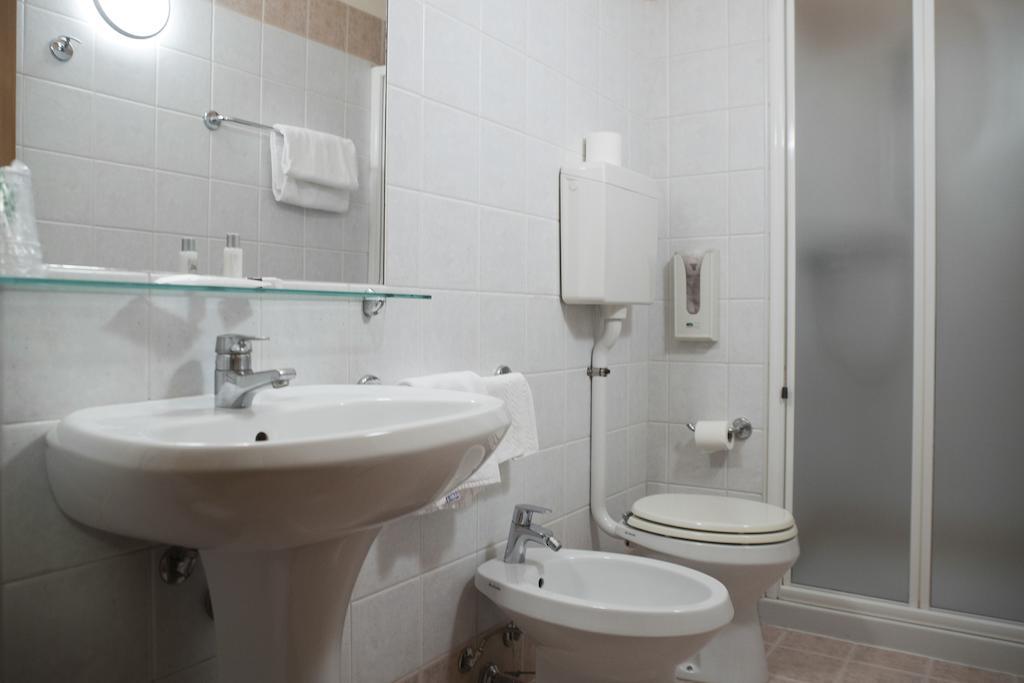 ויטוריו ונטו Albergo Da Carlo חדר תמונה