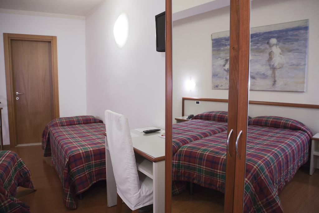 ויטוריו ונטו Albergo Da Carlo חדר תמונה