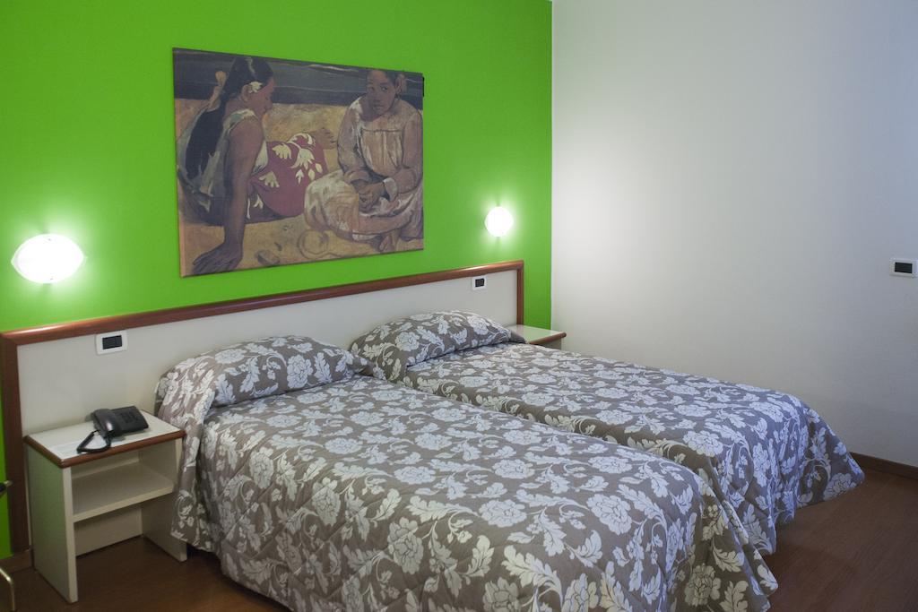 ויטוריו ונטו Albergo Da Carlo חדר תמונה