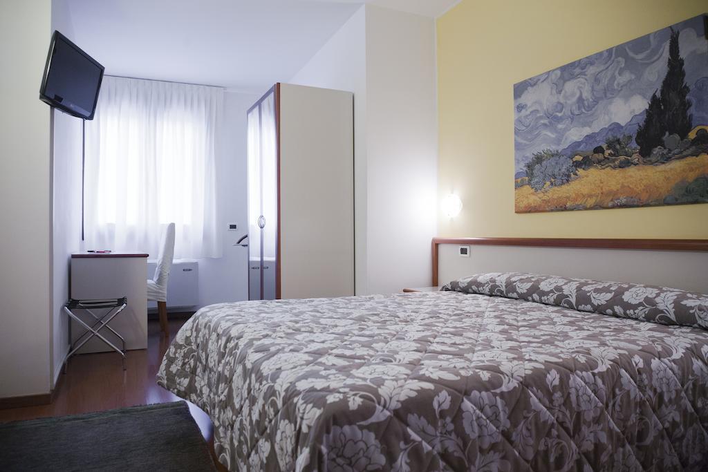 ויטוריו ונטו Albergo Da Carlo חדר תמונה